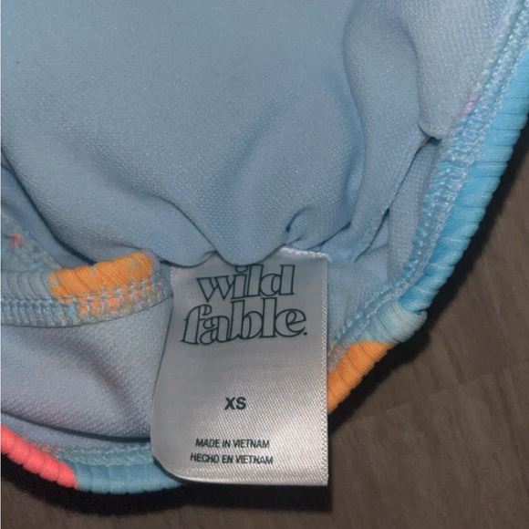 Swim suit bikini top - Picture 3 of 3